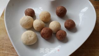 关于童年的美好回忆——小刺猬馒头的做法步骤：4