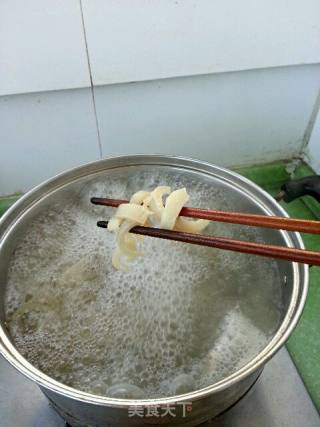 肉皮冻的做法步骤：2