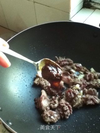鸡胗炒荷兰豆的做法步骤：5
