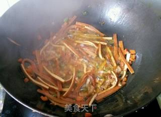 蒜黄炒香干的做法步骤：7