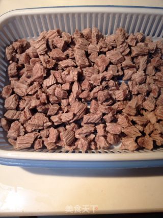 秘制牛肉辣酱的做法步骤：2