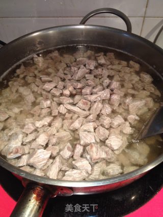 秘制牛肉辣酱的做法步骤：3