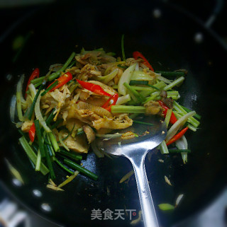 葱香手撕鸡的做法步骤：3