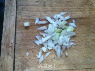 拌豆芽菜的做法步骤：1