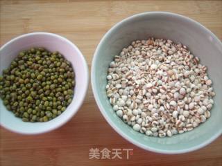 薏米绿豆汤的做法步骤：1