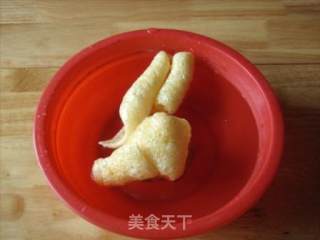 冬笋炒肉皮的做法步骤：2