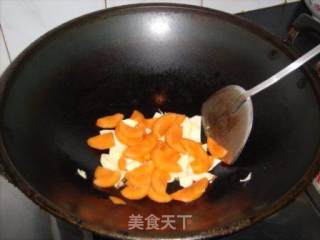 冬笋炒肉皮的做法步骤：5