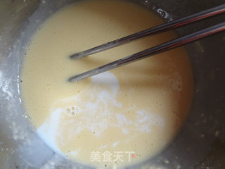 香蕉蛋奶卷饼的做法步骤：3