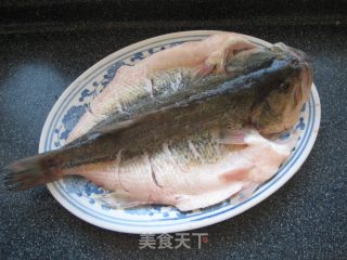 清蒸鲈鱼的做法步骤：3