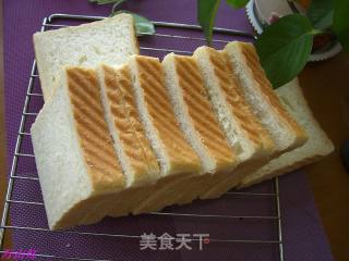 鲜虾奶酪土司的做法步骤：2