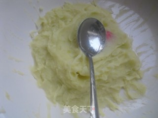 心形土豆饼的做法步骤：3
