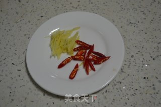 糖醋莲菜的做法步骤：4