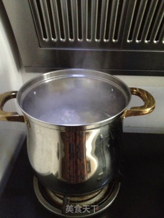 笋干酸萝卜老鸭汤的做法步骤：10