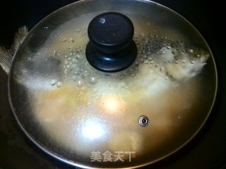 泡椒鲫鱼的做法步骤：8