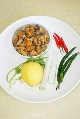 凉拌鲍螺肉的做法步骤：1