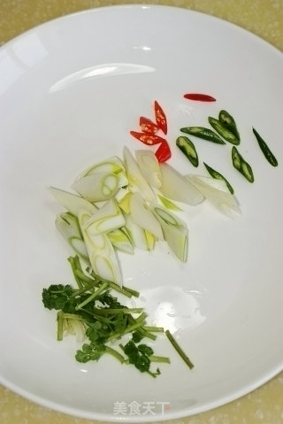 凉拌鲍螺肉的做法步骤：2