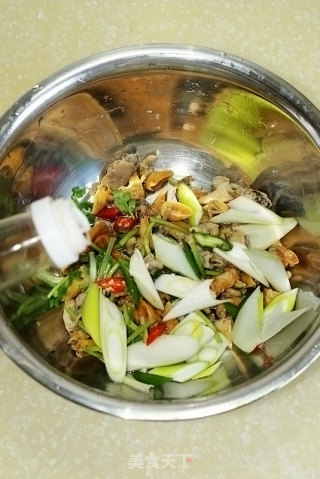 凉拌鲍螺肉的做法步骤：5