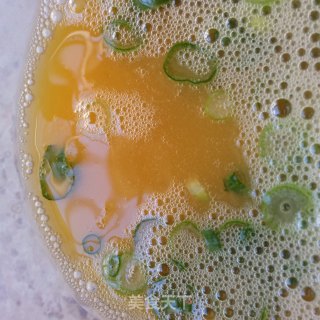 蛋炒饭的做法步骤：1
