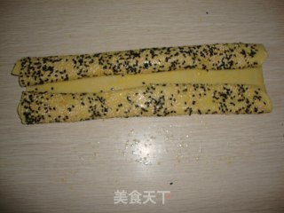 芝麻蝴蝶酥的做法步骤：4