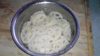 糖醋炝莲菜的做法步骤：2