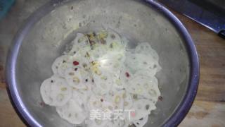 糖醋炝莲菜的做法步骤：6