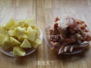 土豆烧童子鸡的做法步骤：2