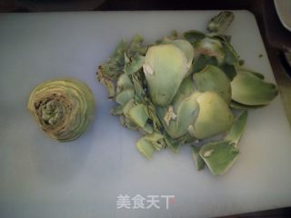 红头鱼煮朝鲜蓟的做法步骤：2