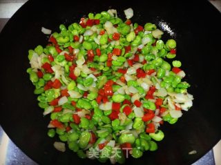 春天时令菜：蚕豆米炒马蹄的做法步骤：12