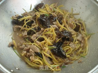 肉炒胡萝卜的做法步骤：7