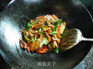 【豆瓣小炒肉】--- 简单、快手的家常下饭菜的做法步骤：11