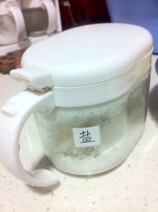 鸡蛋土豆饼的做法步骤：2