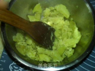 土豆泥批萨的做法步骤：4