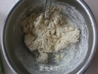 白菜猪肉馅饼的做法步骤：1