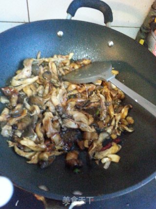 平菇炒肉丝的做法步骤：6