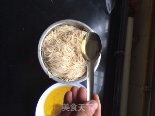 焖面（卤面）的做法步骤：2