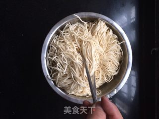 焖面（卤面）的做法步骤：3