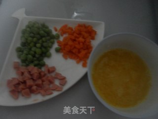 鸡蛋米饭饼的做法步骤：2