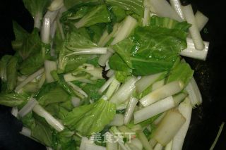 炒小白菜的做法步骤：4