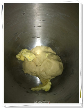 肉松面包卷的做法步骤：2