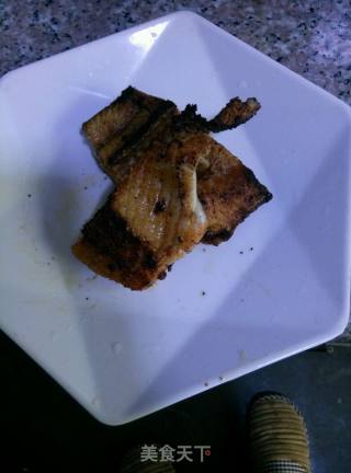 电饼当烤鱼的做法步骤：3