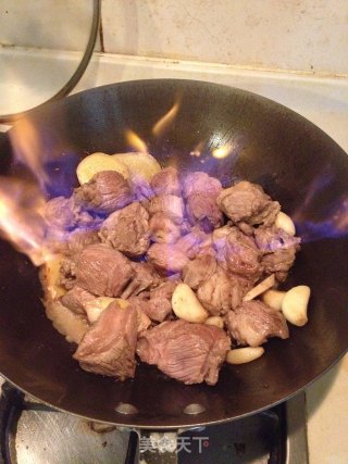 红烧牛肉的做法步骤：6