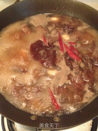 红烧牛肉的做法步骤：8