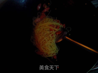 不一样的囗感～～火腿炒意大利面的做法步骤：9