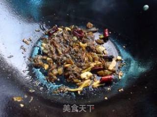 腌菜炒萝卜的做法步骤：4
