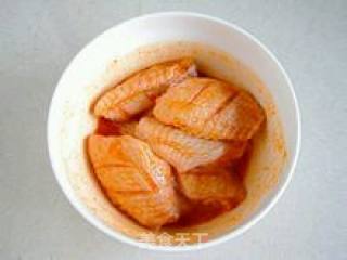 【奥尔良香酥鸡翅】的做法步骤：4