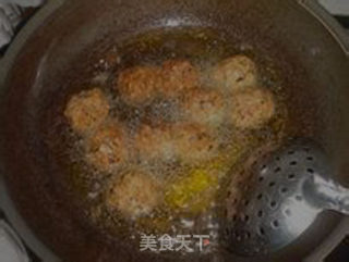 米饭丸子的做法步骤：4