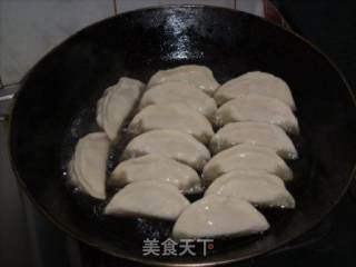 山药锅贴的做法步骤：8