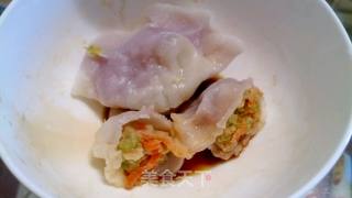 紫色斑斓～猪肉芹菜胡萝卜水饺的做法步骤：4