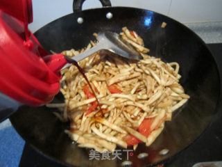 茄子的最家常做法--酸辣茄丝的做法步骤：7