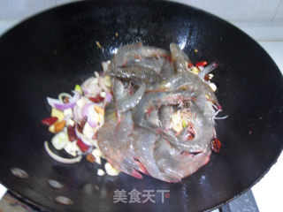 炒虾的做法步骤：4